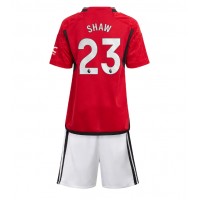Manchester United Luke Shaw #23 Hemmatröja Barn 2023-24 Kortärmad (+ Korta byxor)
